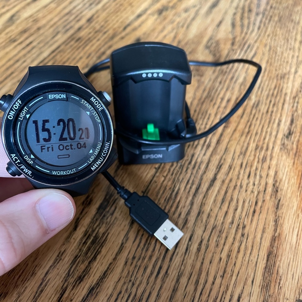 Seiko/Epson Running Watch with GPS, model SF-720